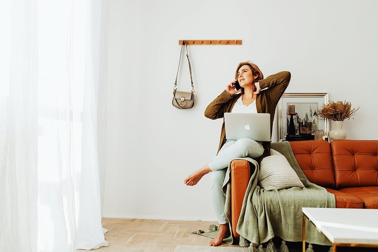 How Long Do Phone Chargers Last?